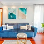 Yacht Club Sea Towers Premium